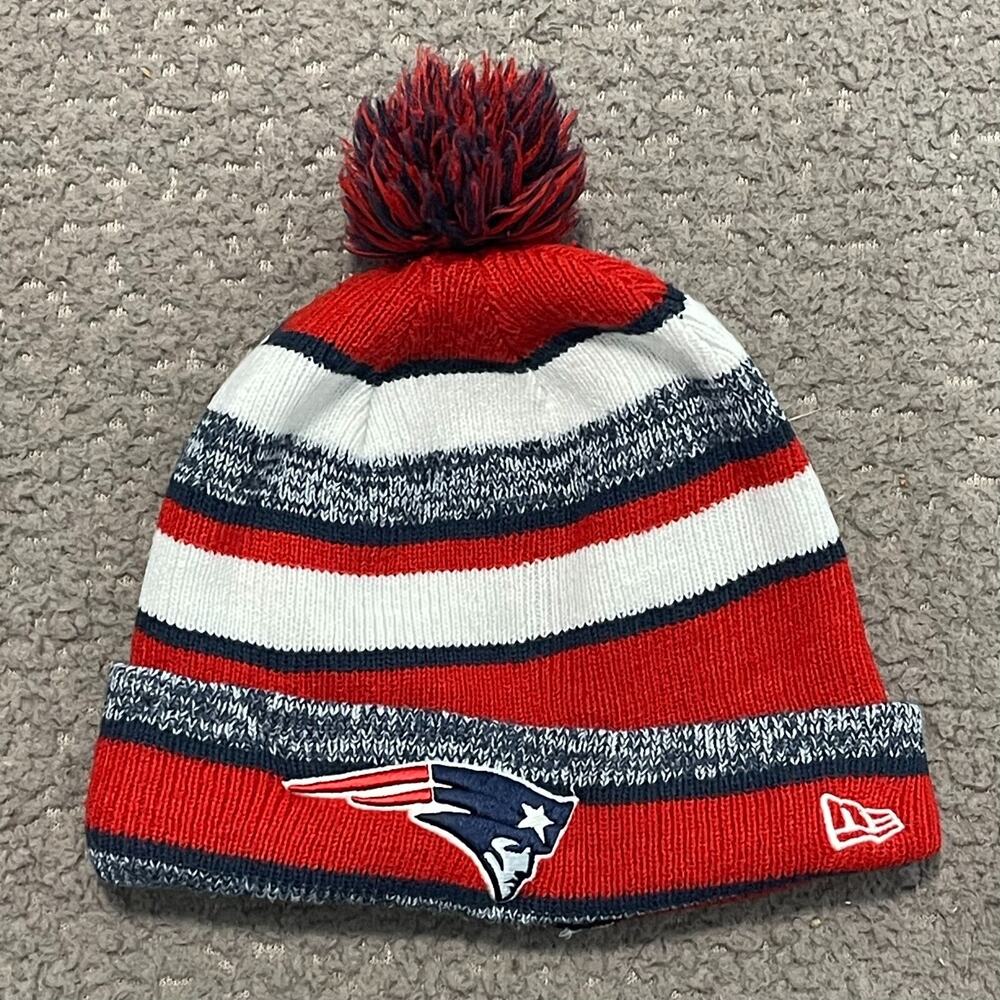 New England Patriots Beanie OS Red Fleece Lined Knit Pom New Era Scully Cap